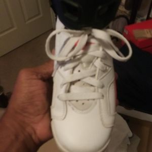 Air Jordan 6 Retro BG size 5.5